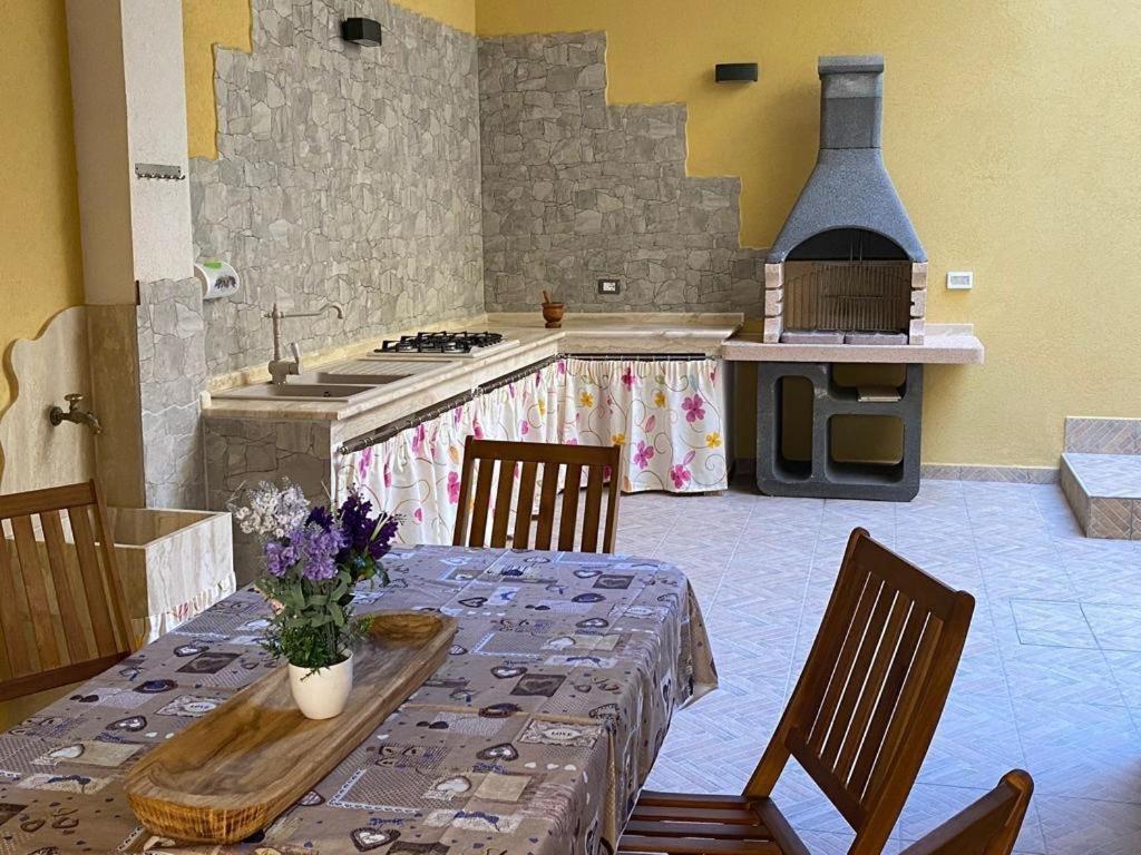 Villa Casa Martina à Tre Fontane Extérieur photo